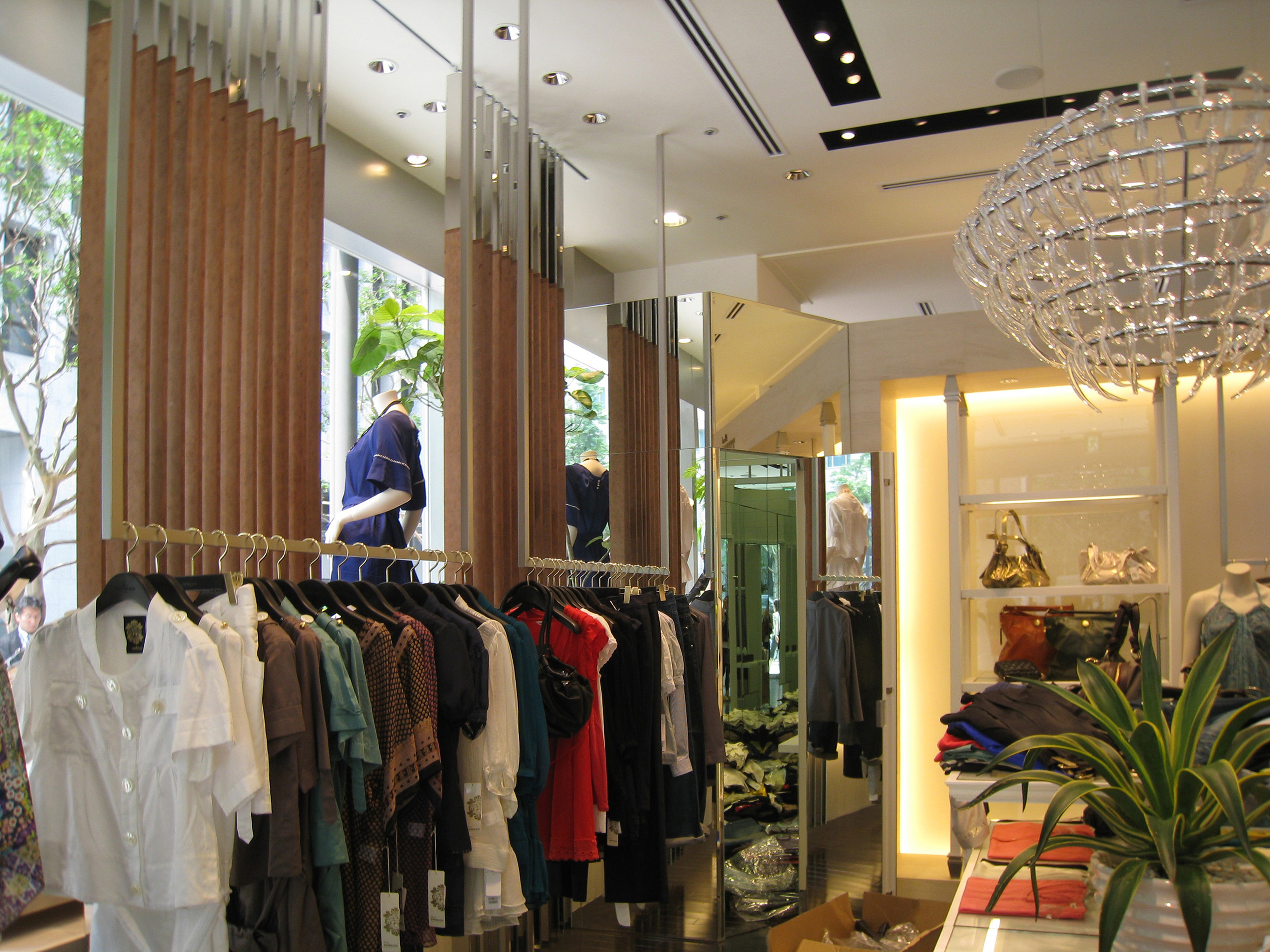 大阪府・THREAD YODOYABASHI ODONA