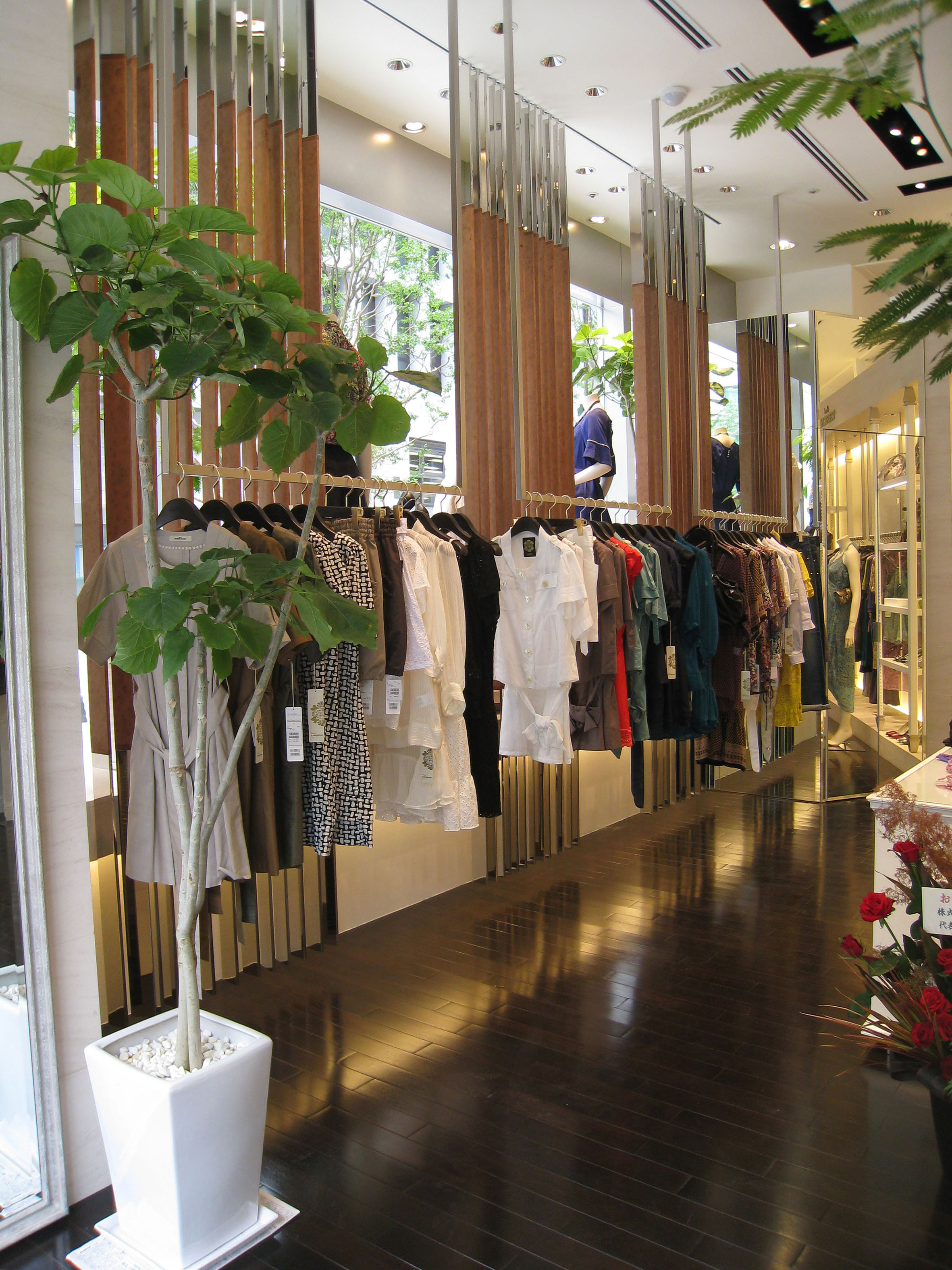 大阪府・THREAD YODOYABASHI ODONA