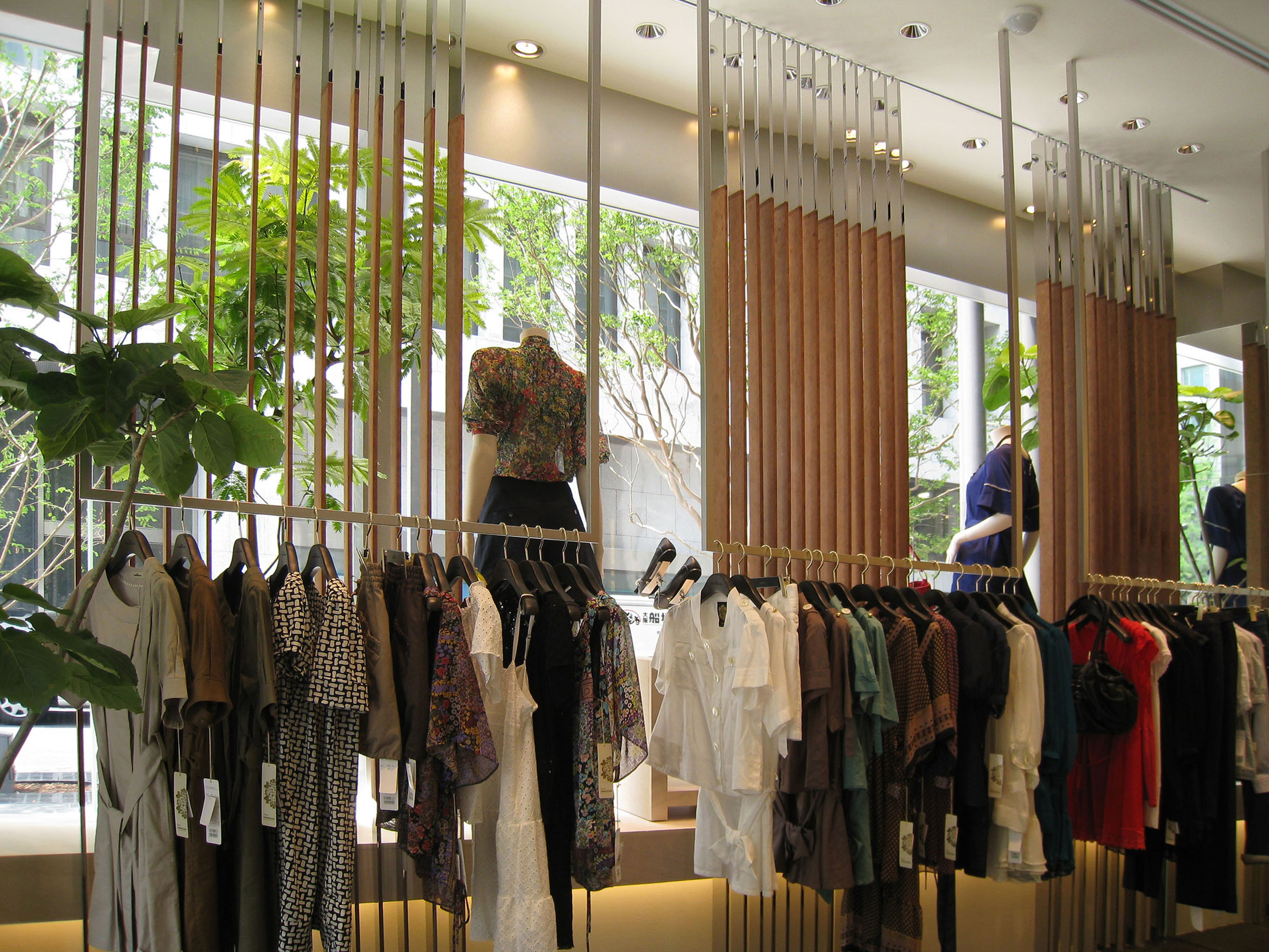 大阪府・THREAD YODOYABASHI ODONA